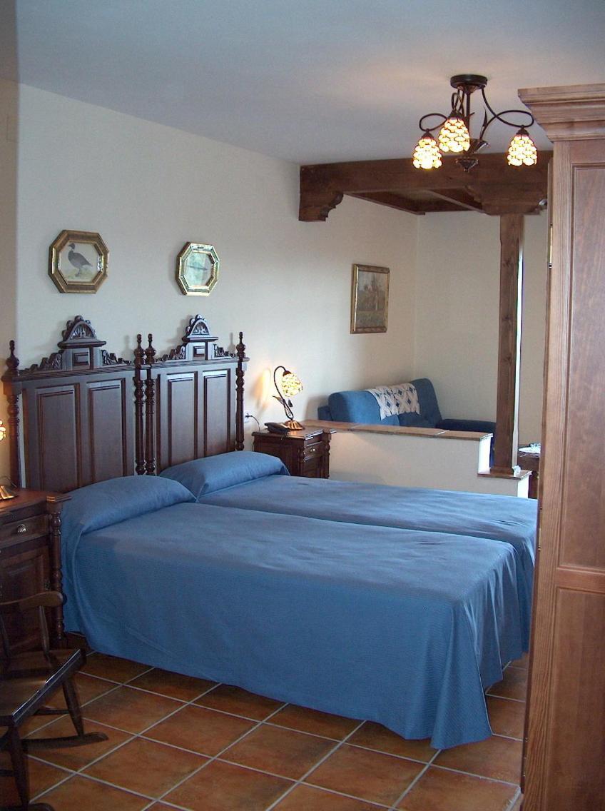 Hotel Los Rebites Huetor Vega Exterior photo
