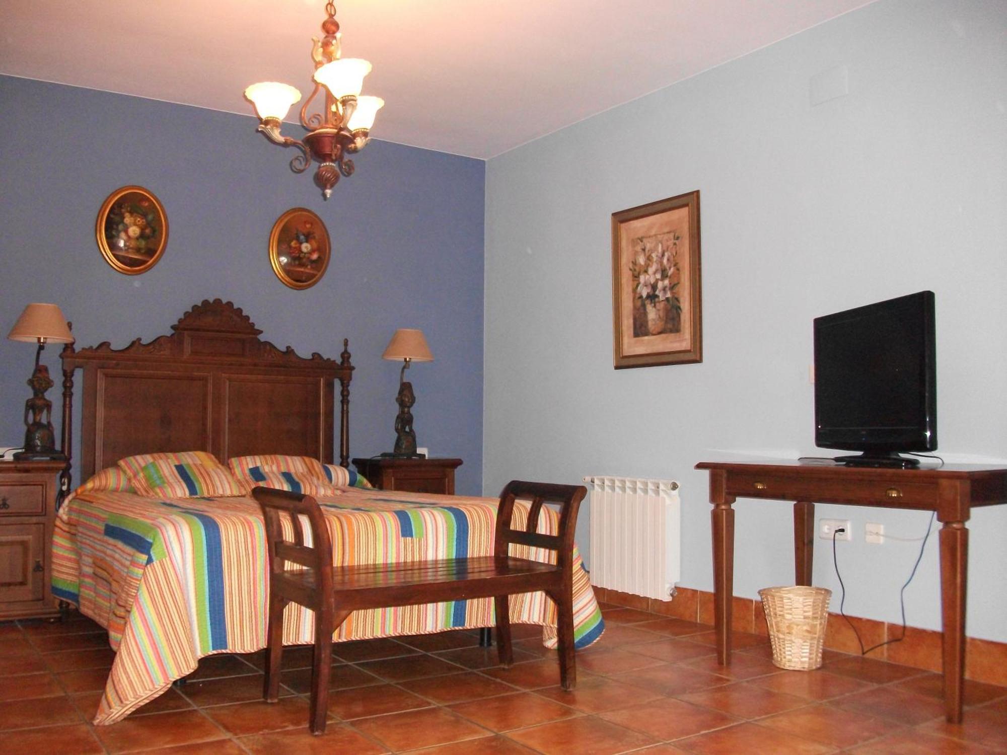 Hotel Los Rebites Huetor Vega Exterior photo